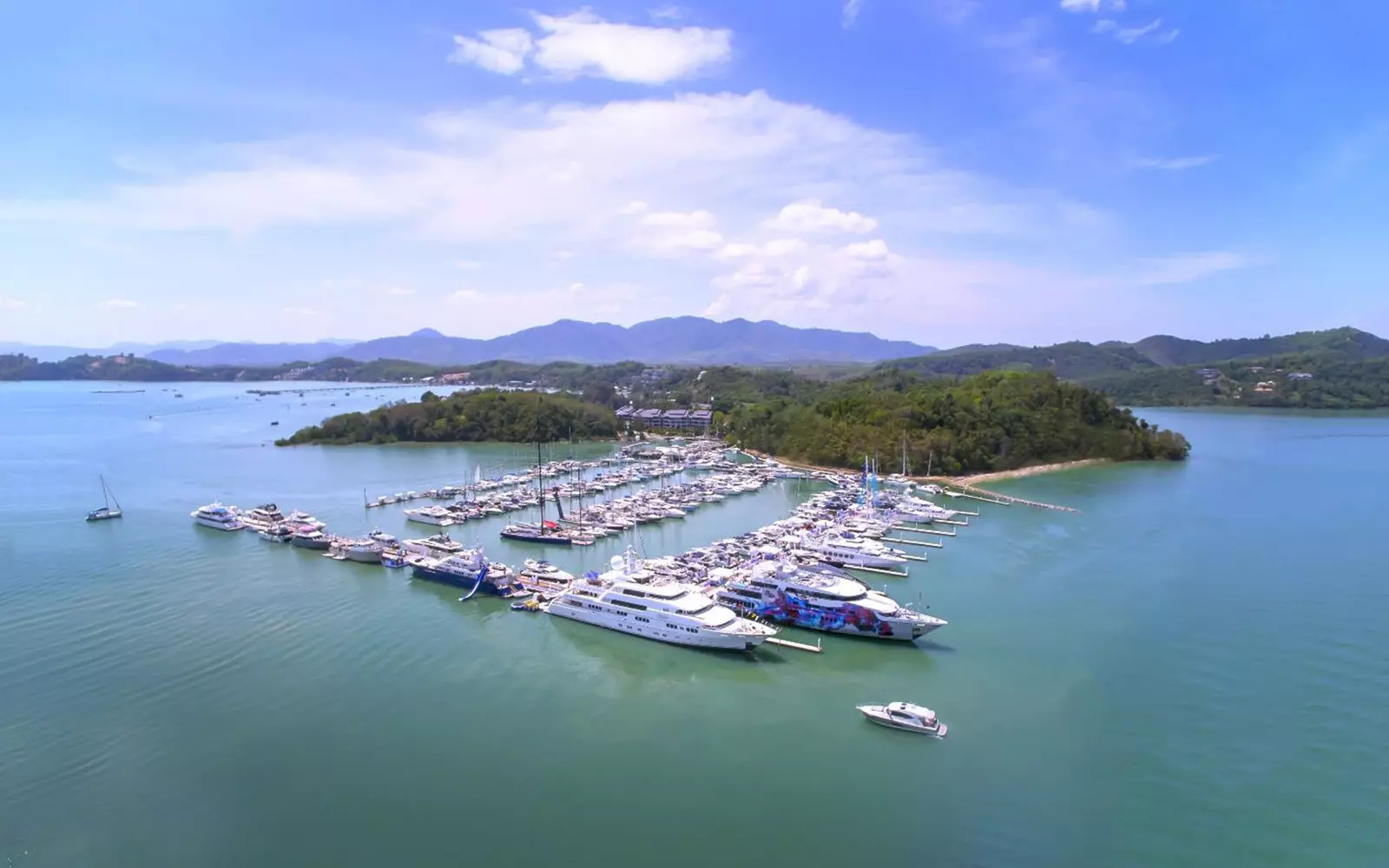 Ao Po Grand Marina