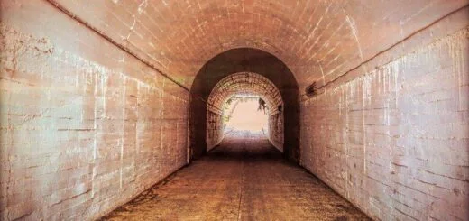 Koh Samui Tunnel Maenam