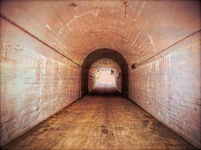 Koh Samui Tunnel Maenam
