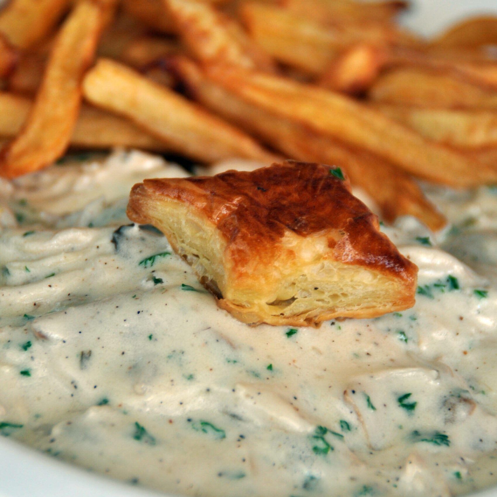 Shakers Vol au Vent Phuket Bouchees a la reaine (3) Shakers Vol au Vent Phuket Bouchees a la reaine (3)