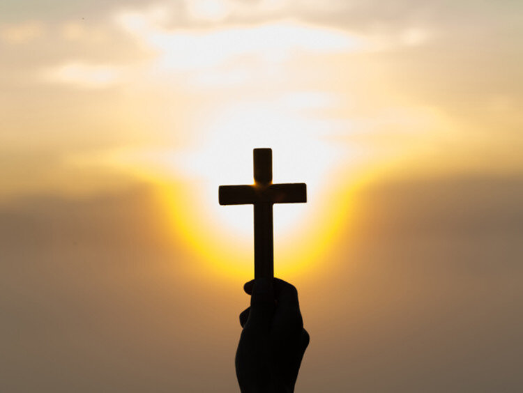 New Beginnings Calvary Chapel Patong est une communauté non confessionnelle et multiculturelle de croyants. Nous avons actuellement des réunions fraternelles hebdomadaires en trois langues, anglais, ourdou et birman. Notre désir est d’adorer ensemble et de partager Jésus avec tous ceux qui desire écouter. Actuellement, nous tenons un culte en anglais tous les dimanches à 10h30. En tant que Calvary Chapel ...