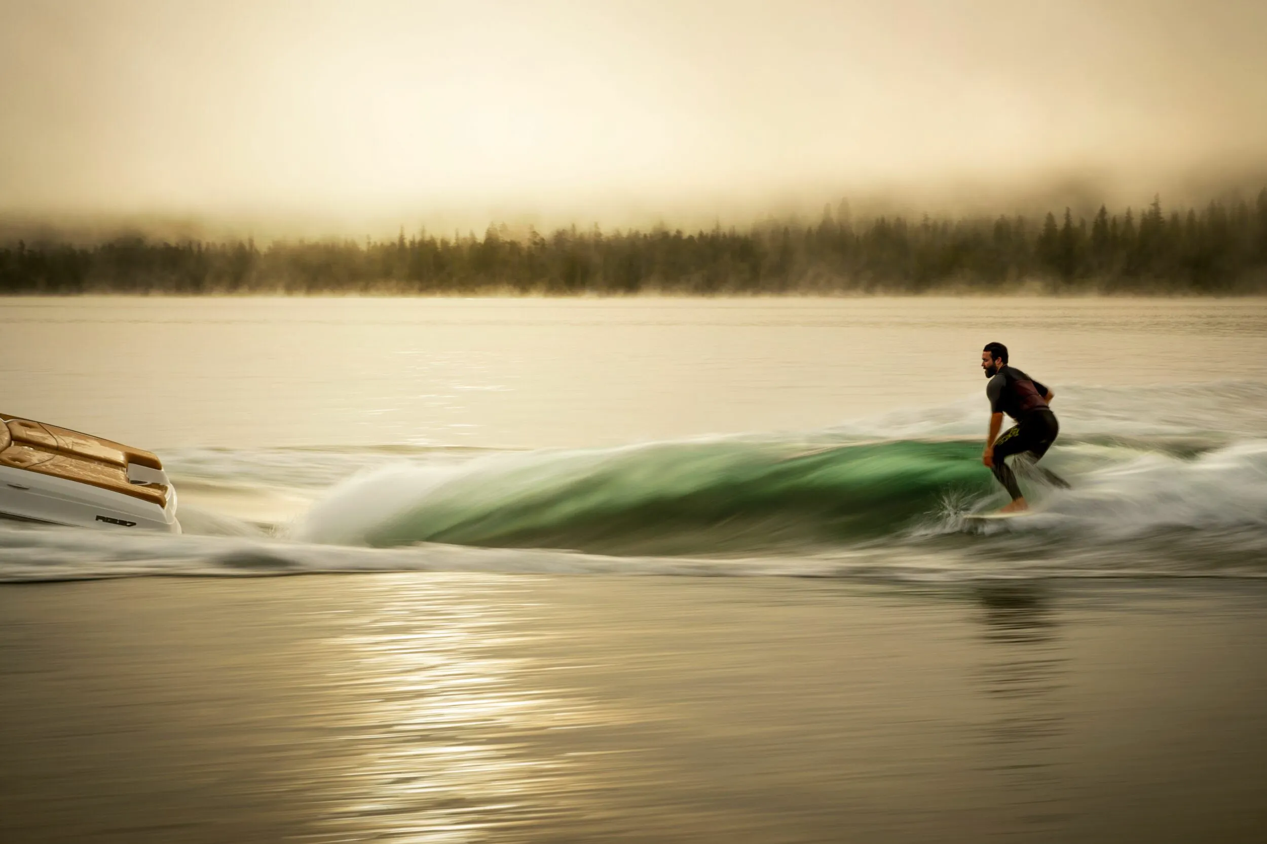 Wakesurf - wake surf Phuket Thailand