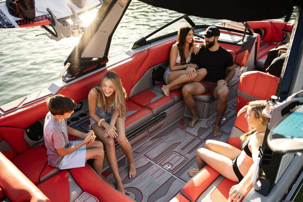 Buy new boats Centurion Thailand dealer in Phuket
