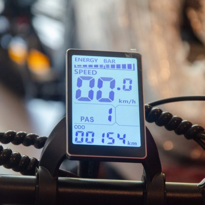 Electric scooter ebikes Phuket Bycicle (10) Electric scooter ebikes Phuket Bicycle Vélo éléctrique à louer Электровелосипед в аренду на Пхукете