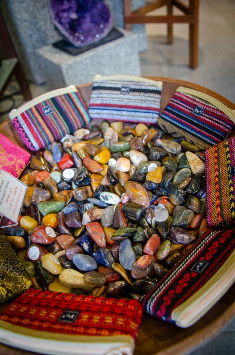 Stone crystals sales buy Phuket Thailand fe2