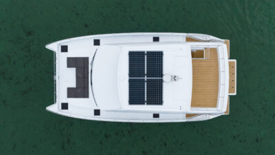 ILIAD-53F_exterior22 copyright (1) Yacht for sale Phuket Boats Yacht à vendre Phuket Boats Яхта на продажу Пхукет Лодки