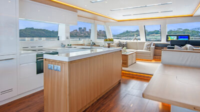 ILIAD-53F_exterior22 copyright (6) Yacht for sale Phuket Boats Yacht à vendre Phuket Boats Яхта на продажу Пхукет Лодки