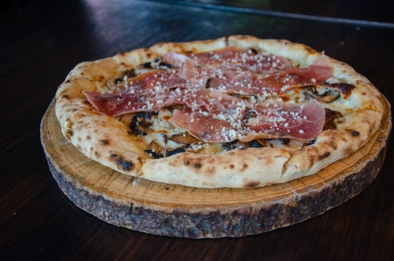 Phuket Pizzas italian Restaurants pizzeria