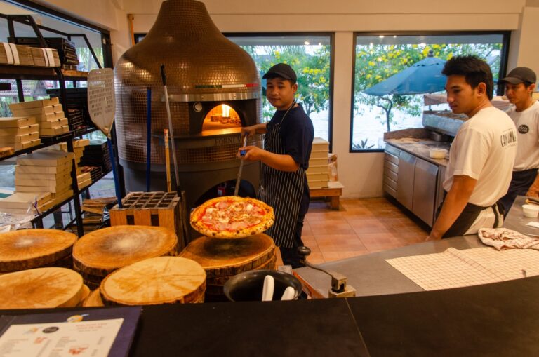 Phuket Pizzas italian Restaurants pizzeria