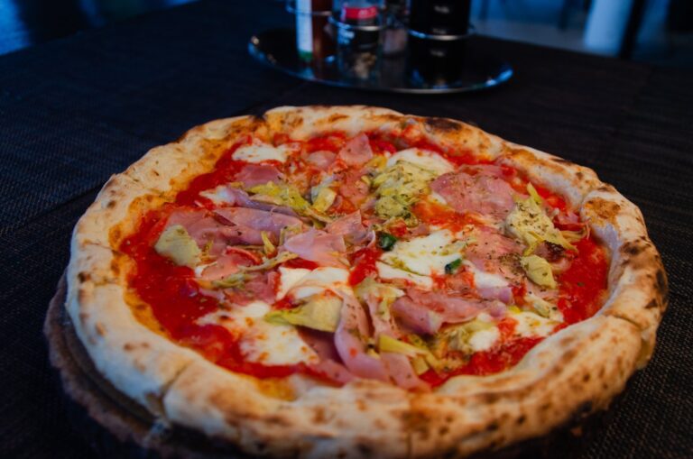 Итальянский ресторан в Пхукете. Italian Restaurant in Phuket. Restaurant italien.