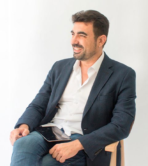 Santiago Sevillano Santiago Sevillano