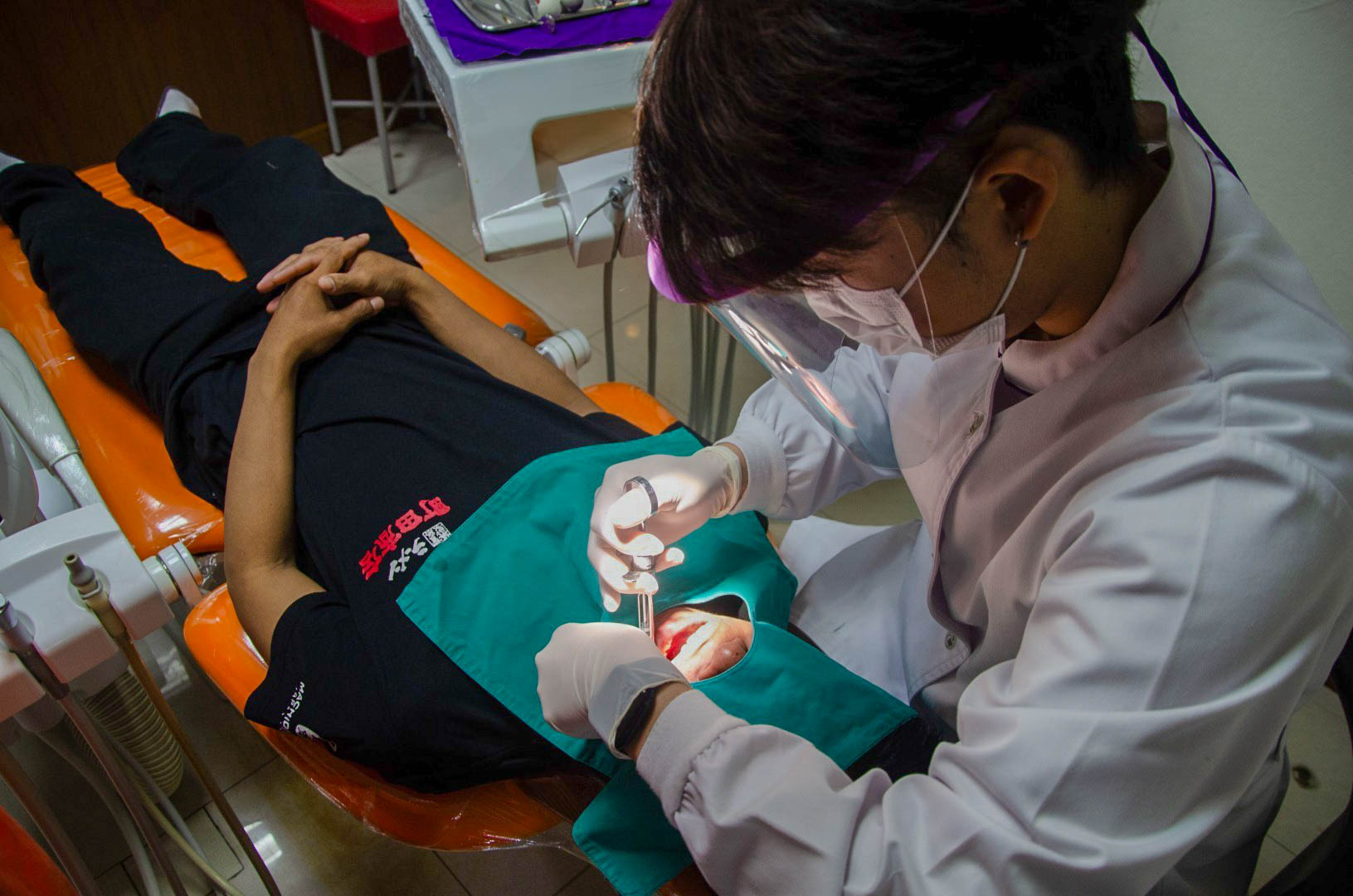 Dentist Phuket Patong Best prices (58)-2 Dentist Phuket Patong Best prices root canal