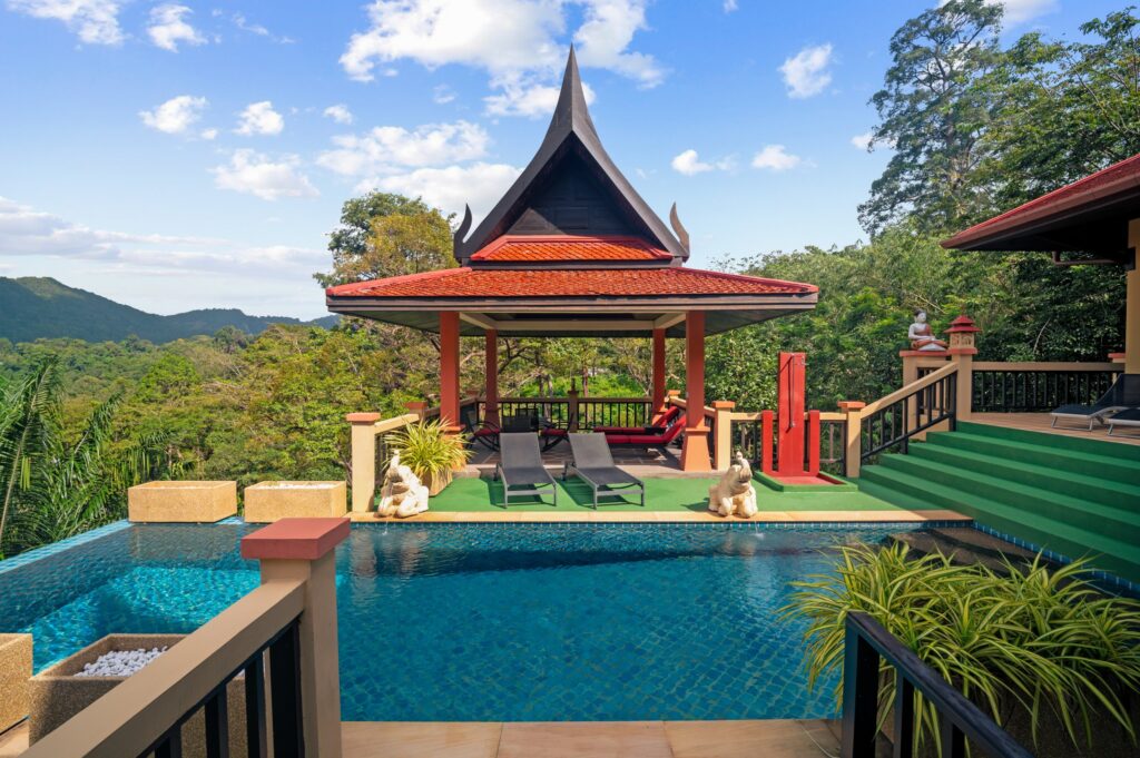 Condominiums and villas for sale in Phuket