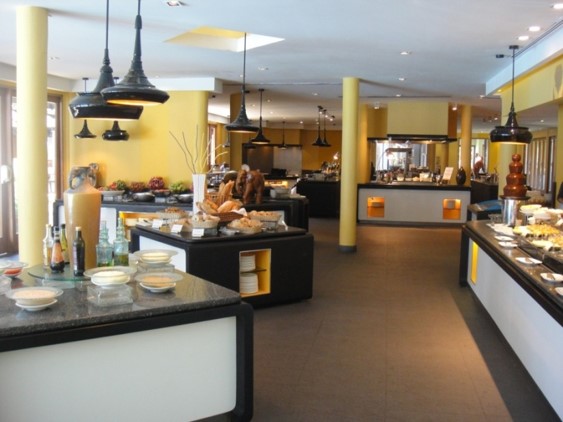 Renovation-Club-Med-Restaurant Renovation-Club-Med-Restaurant