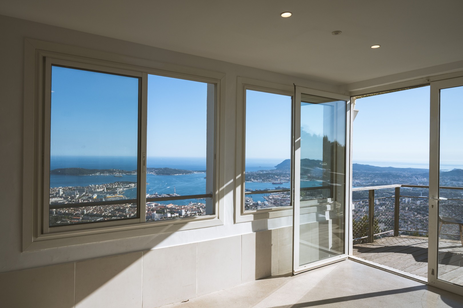 aluminium windows Phuket construction 2