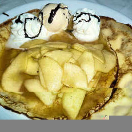 La Tatin crepe with caramelised apple and vanilla ice cream, Le Celtique Phuket